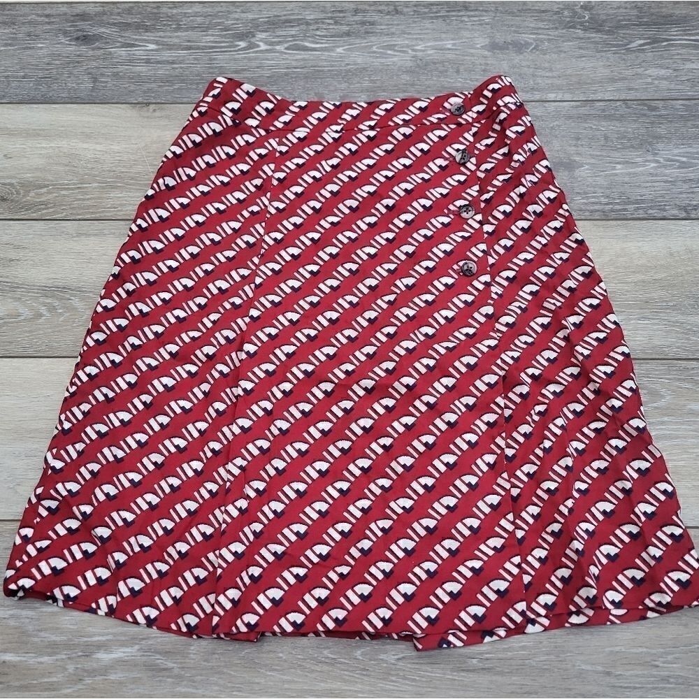 Lord & Taylor red blue & white. Vintage skirt button front close high waist 2-4